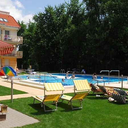 Panorama Wellness Apartman Hotel Hajdúszoboszló Quarto foto