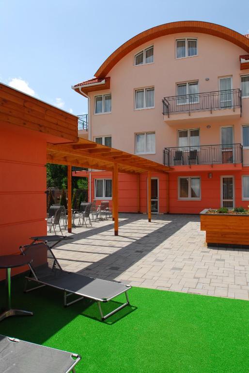 Panorama Wellness Apartman Hotel Hajdúszoboszló Quarto foto